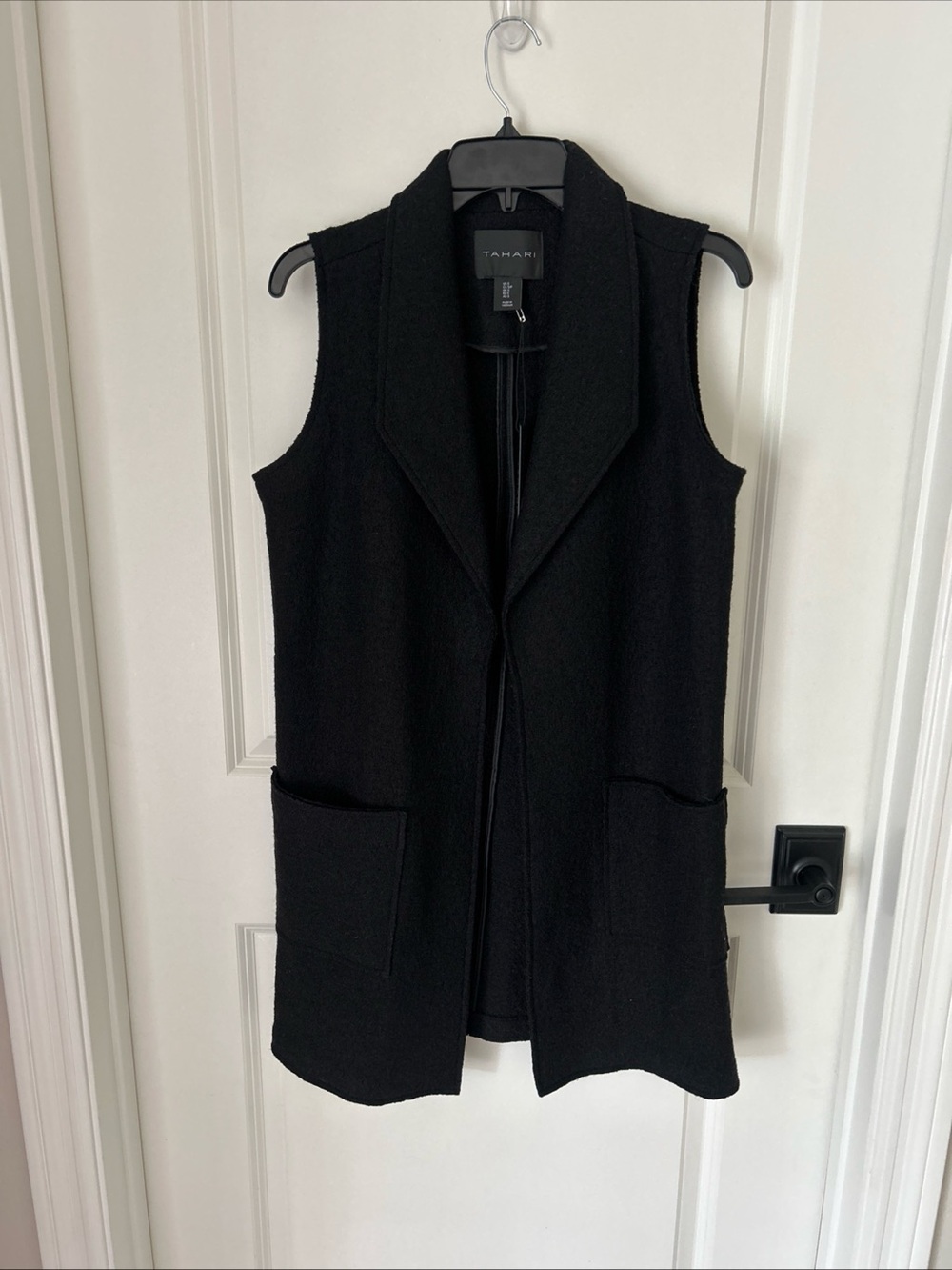 Tahari Black Wool Blend Sleeveless Open-Front Longline by Vest with Shawl Collar